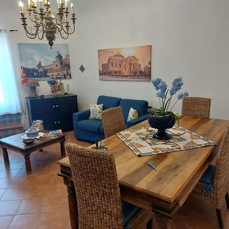 パレルモCasa Del Parlamentoアパートメント エクステリア 写真