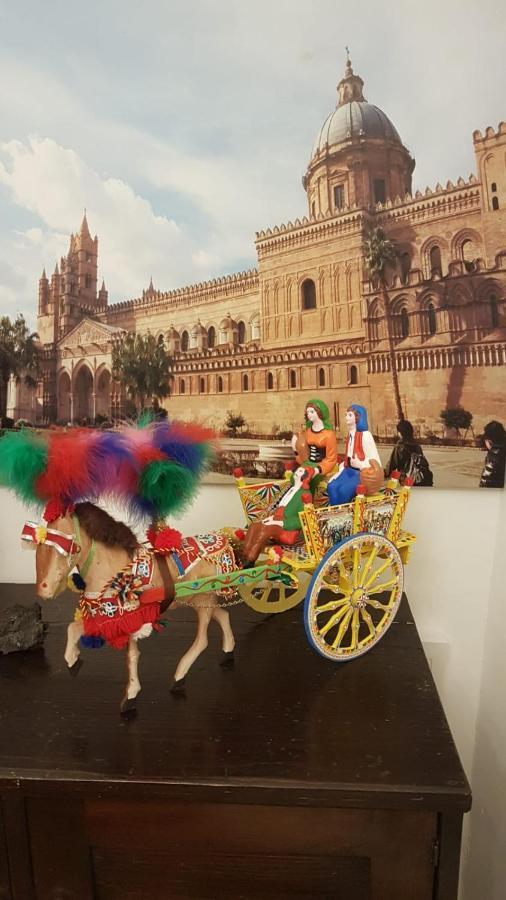 パレルモCasa Del Parlamentoアパートメント エクステリア 写真